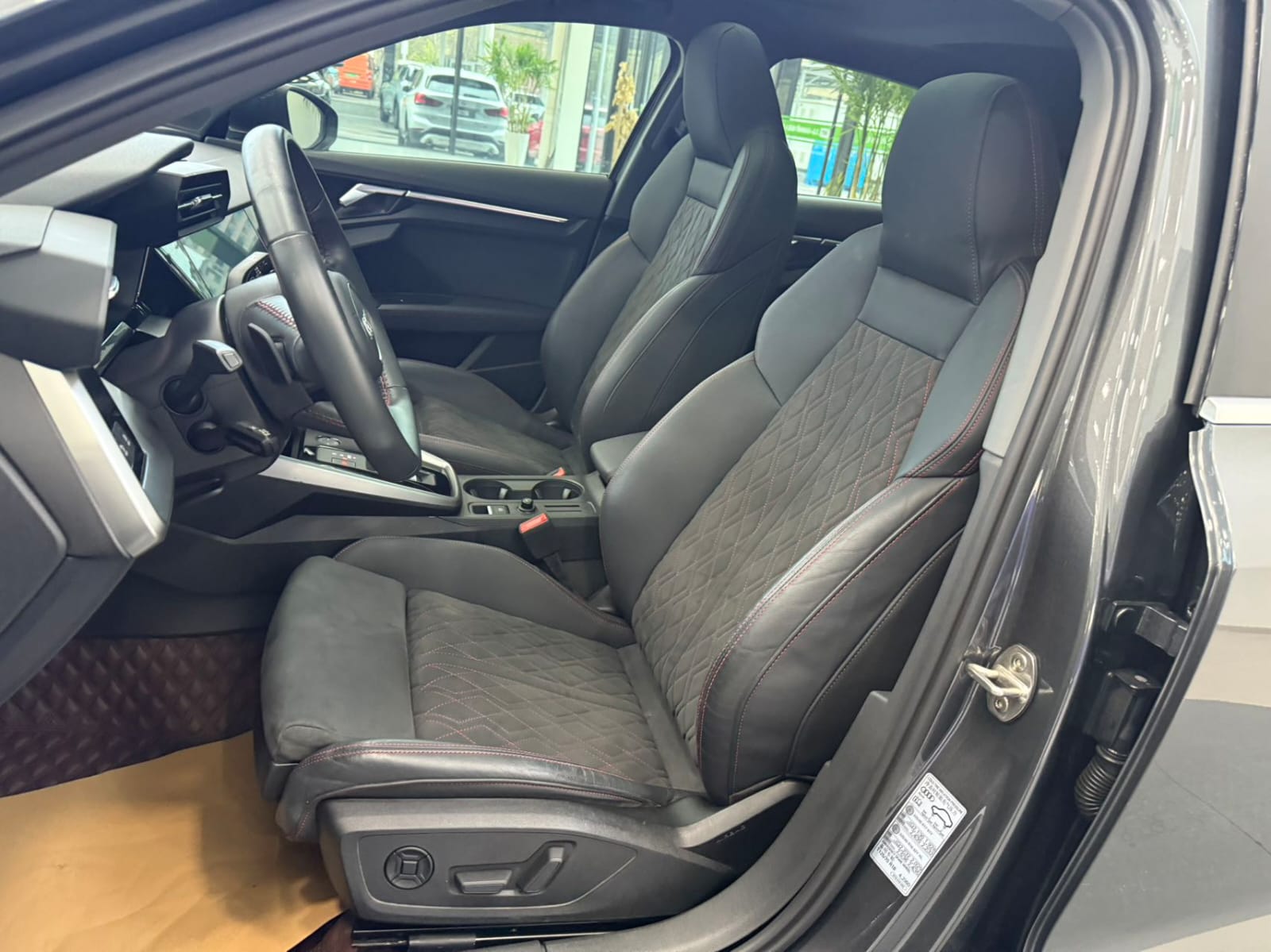 Audi A3L Limousine 35 TFSI Luxury Sport