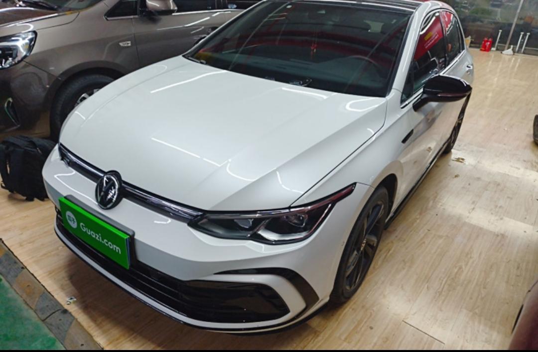Volkswagen Golf 280TSI DSG R-Line