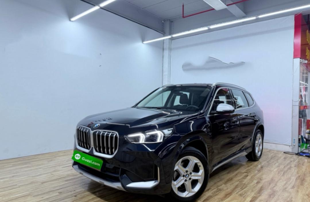 BMW X1 sDrive20Li X Design Package