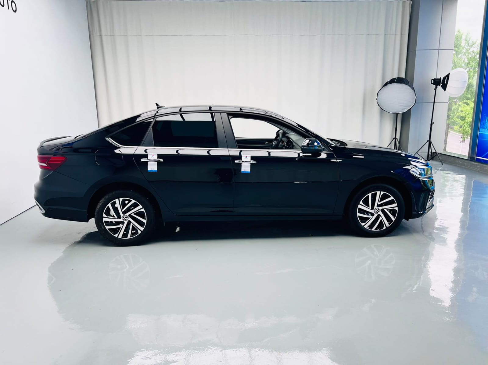 Volkswagen Lavida 280TSI DSG Starlit Edition