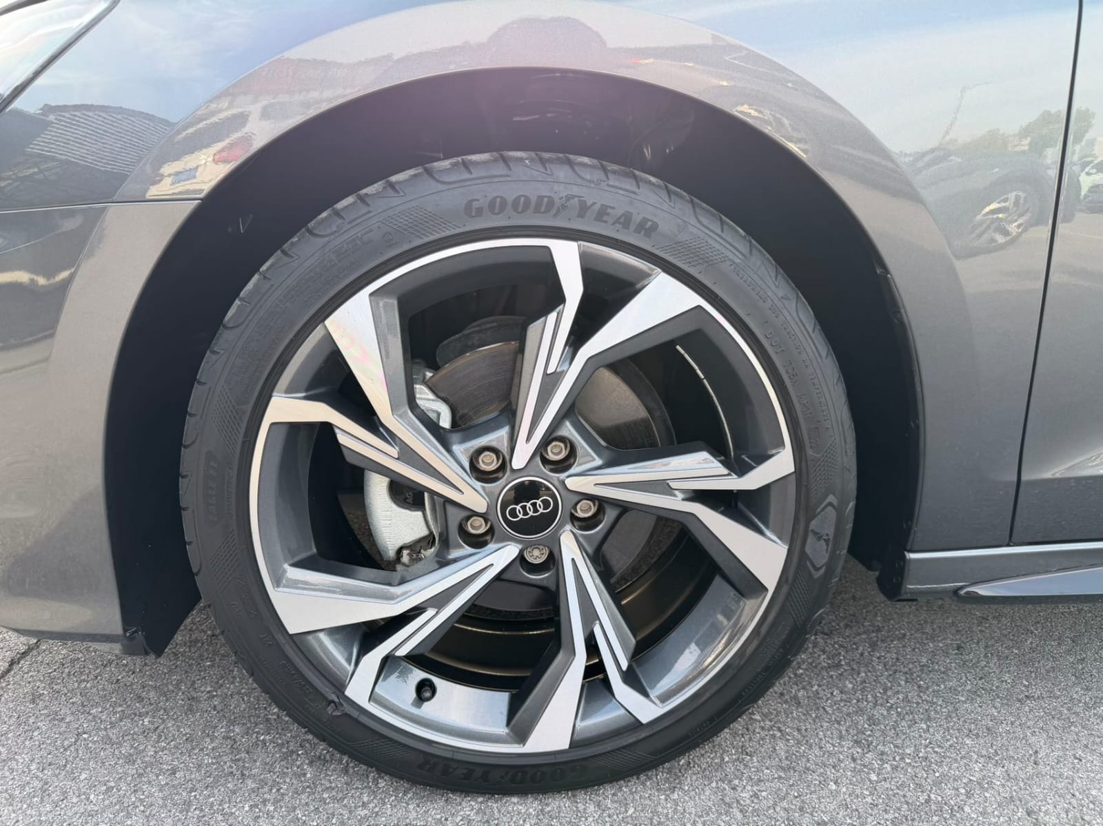 Audi A3L Limousine 35 TFSI Luxury Sport