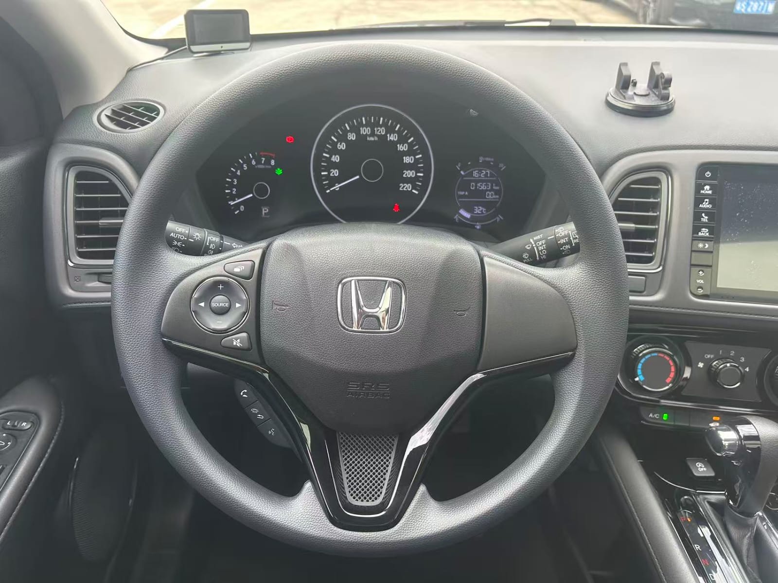 Honda Vezel 1.5L Pioneer