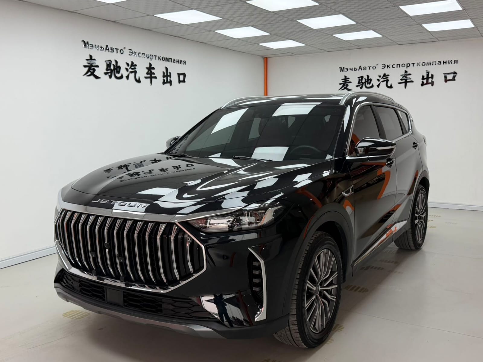 Jetour X70 PLUS 1.5T DCT Brave PLUS (7-местный)