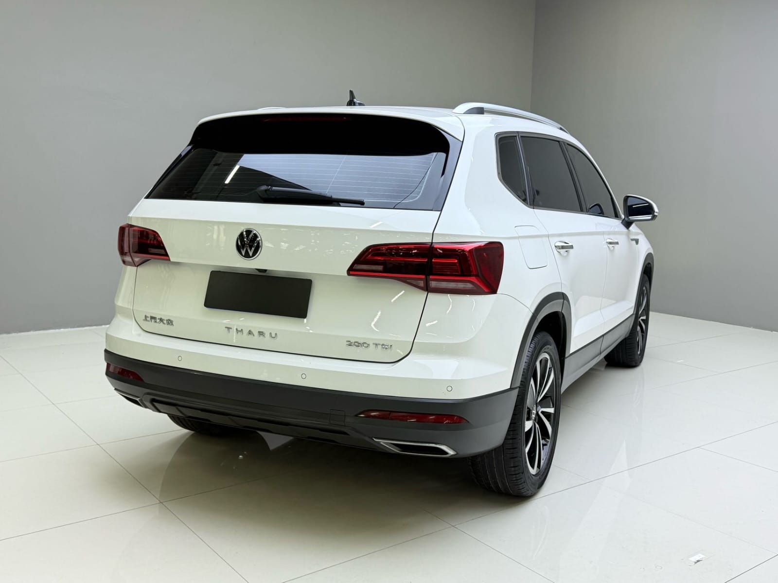 Volkswagen Tharu 280TSI Deluxe Edition