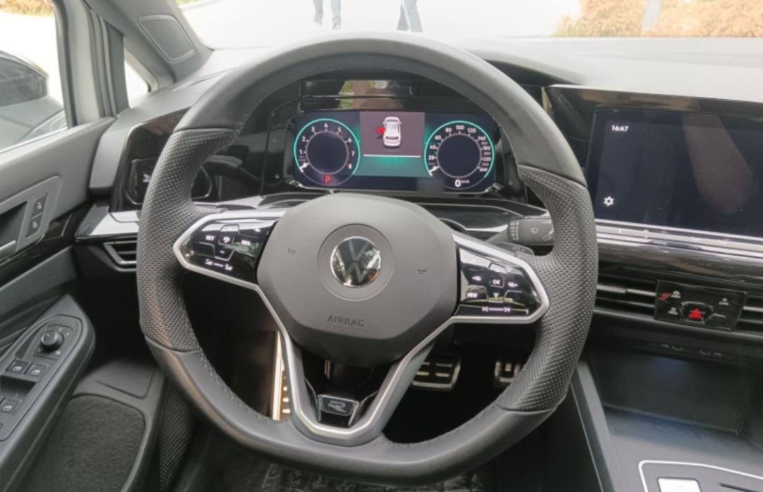 Volkswagen Golf 280TSI DSG R-Line