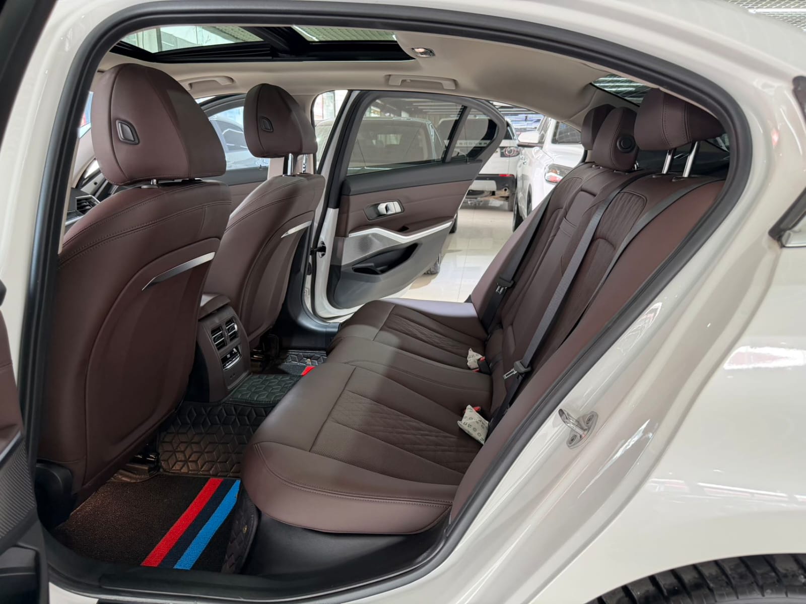 BMW 3 Series 320Li M Sport Suite