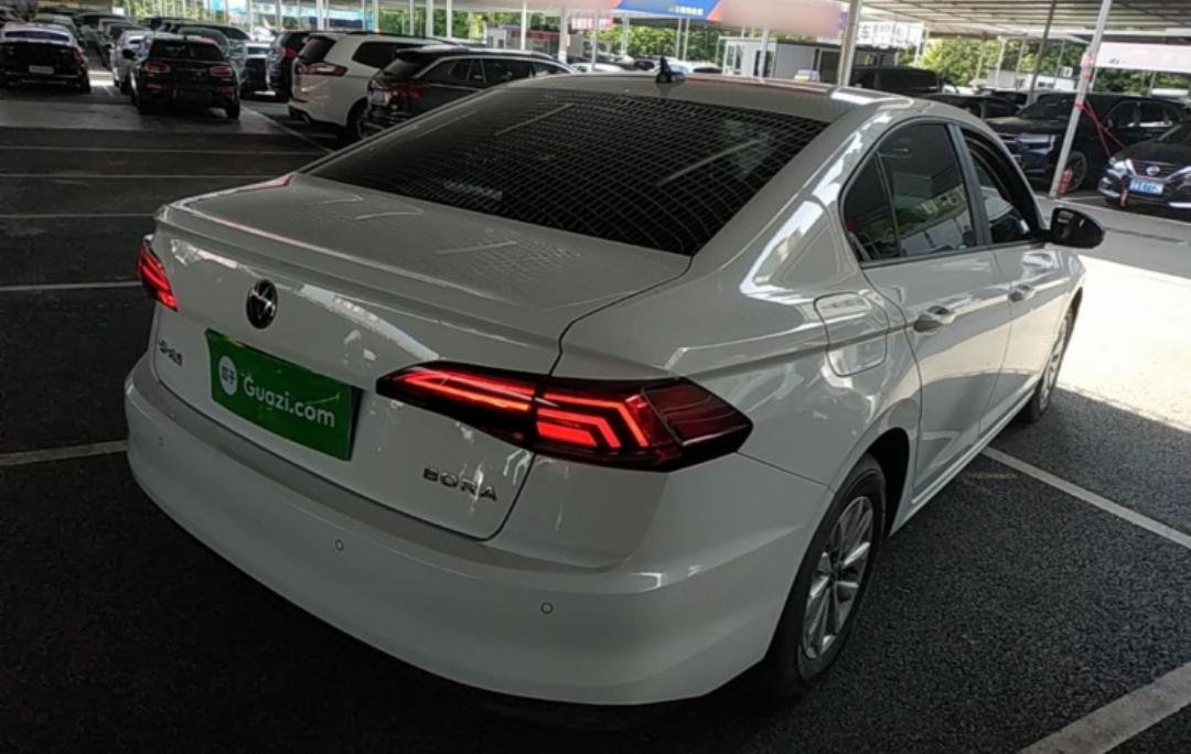 Volkswagen Bora 1.5L Automatic Fashion Edition