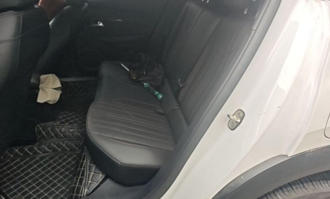 Peugeot 2008 230THPTHE ONE