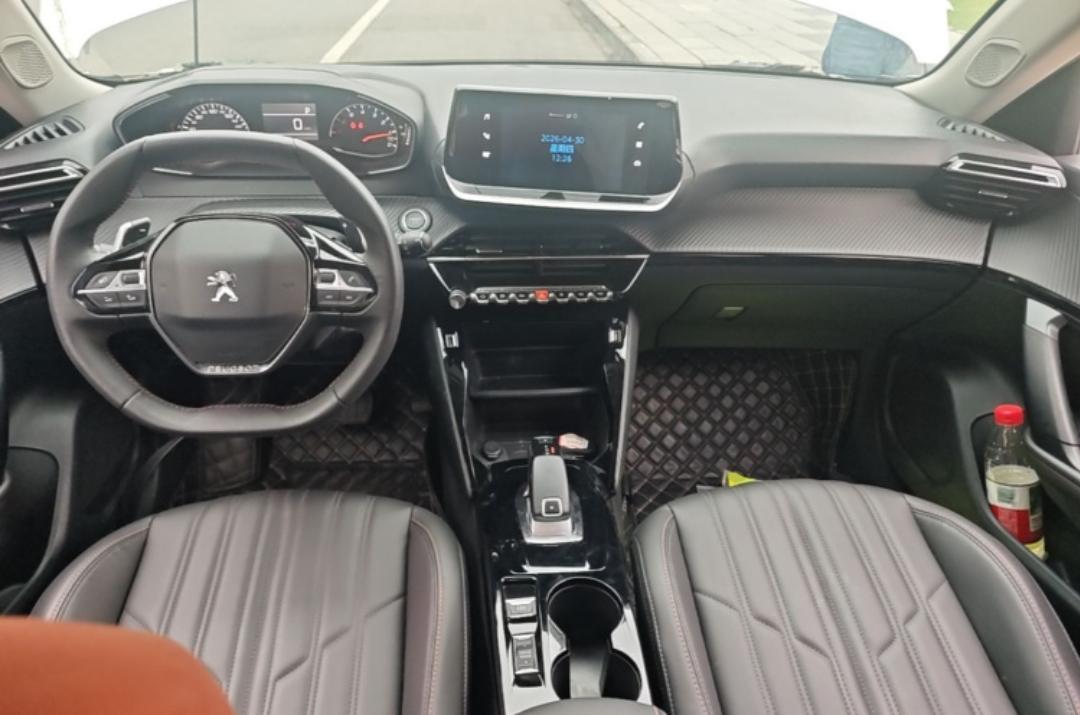 Peugeot 2008 230THPTHE ONE