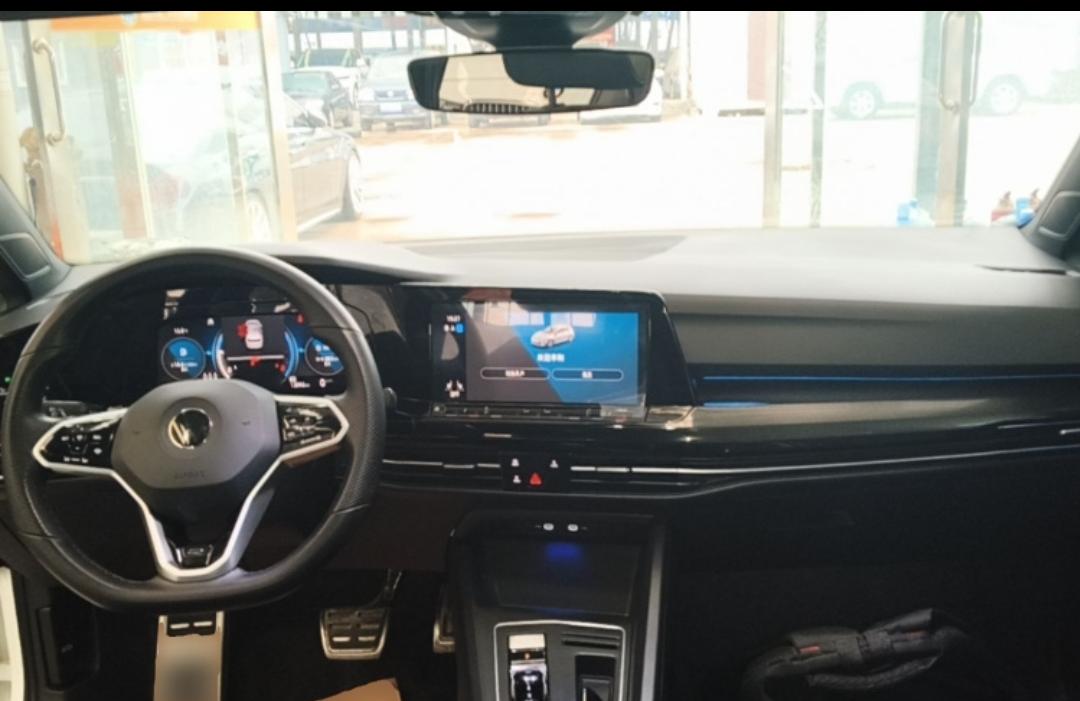 Volkswagen Golf 280TSI DSG R-Line