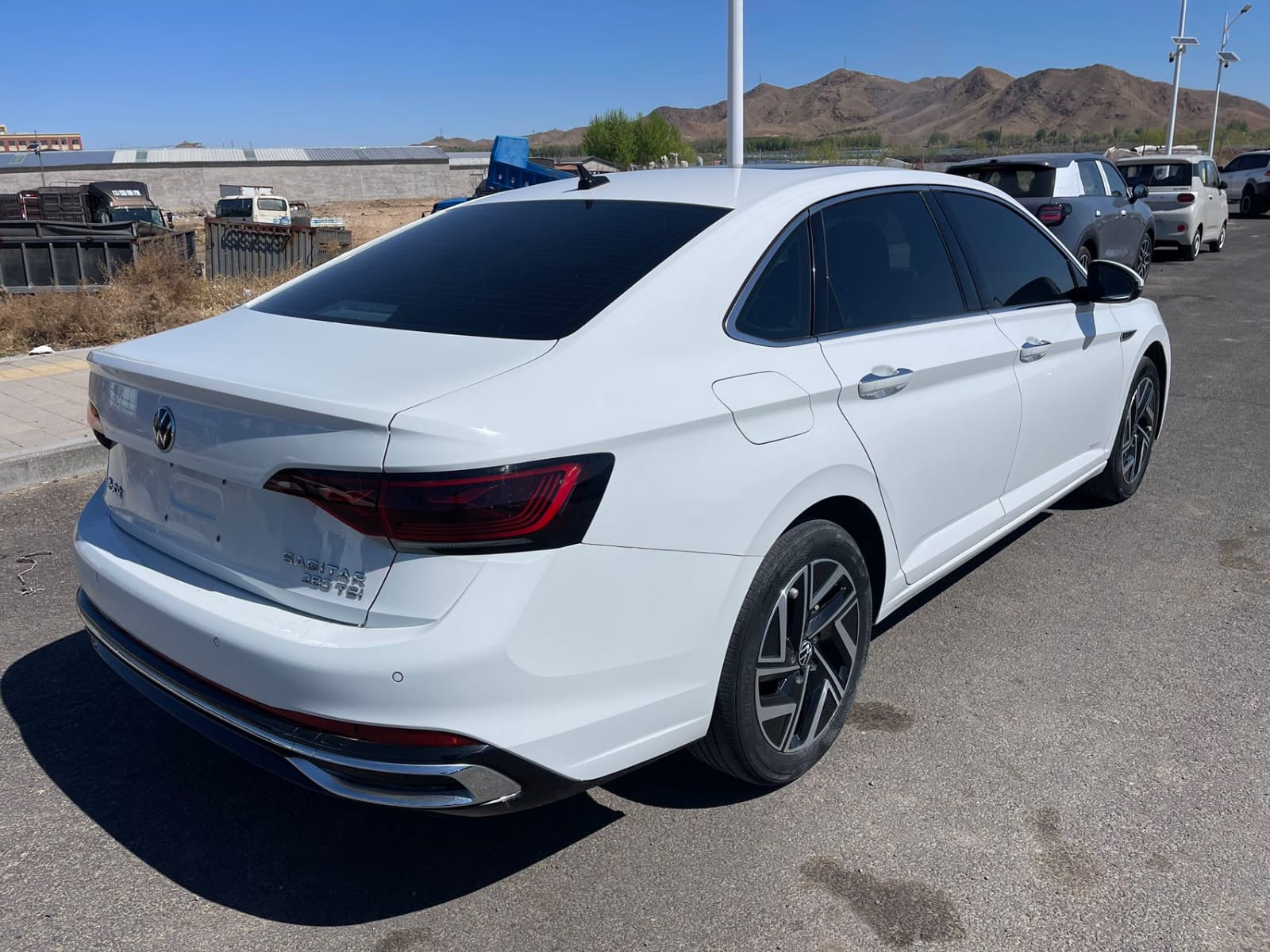 Volkswagen Sagitar 280TSI DSG