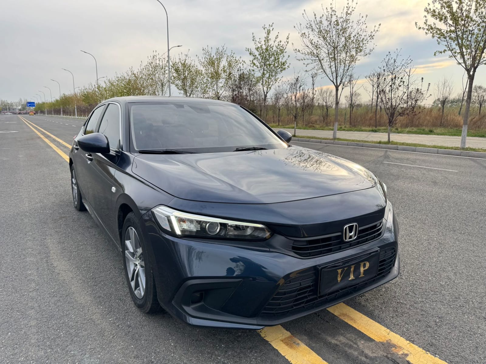 Honda Civic 180TURBO 1.5T CVT
