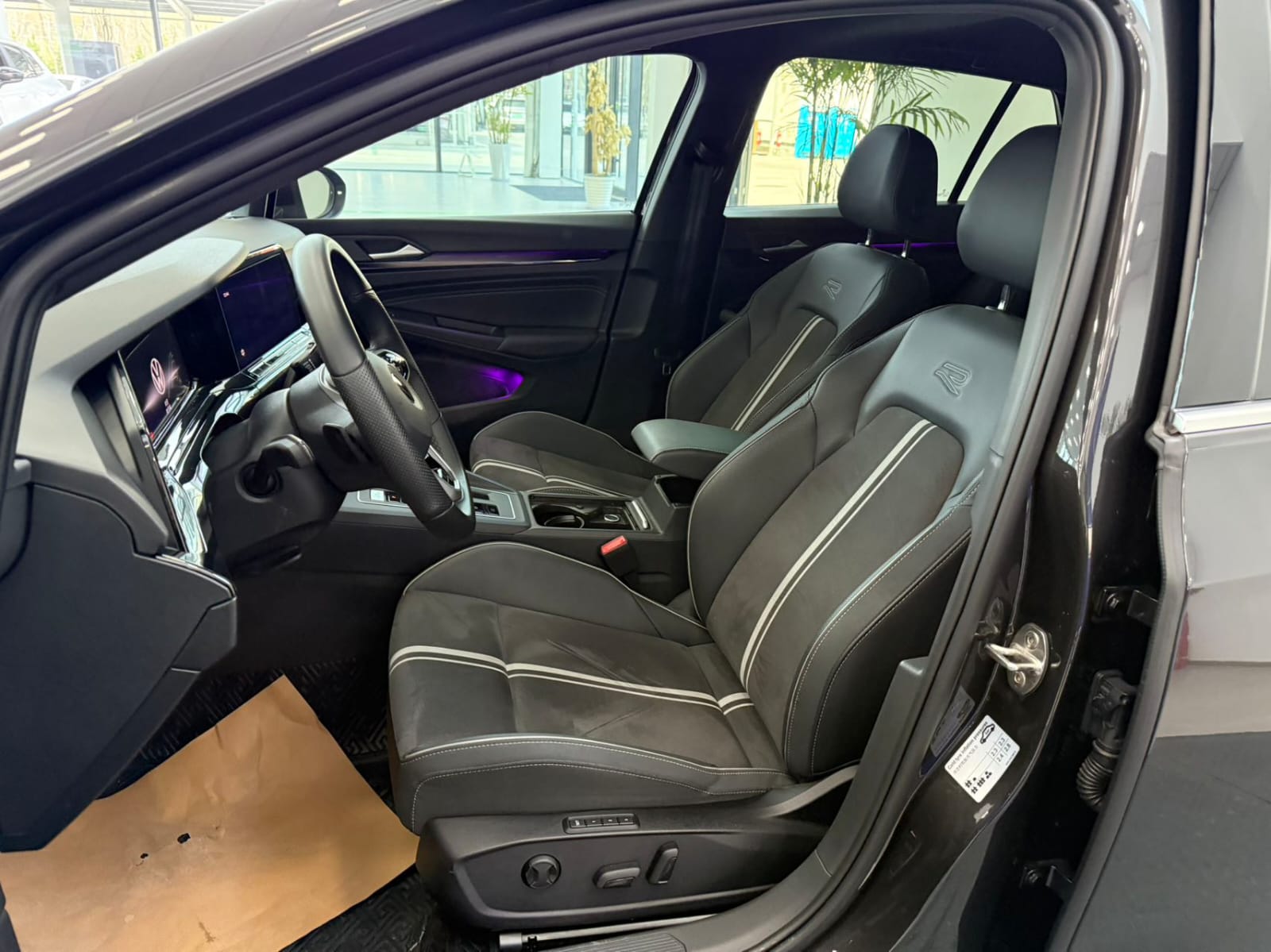 Volkswagen Golf 280TSI DSG R-Line Lite