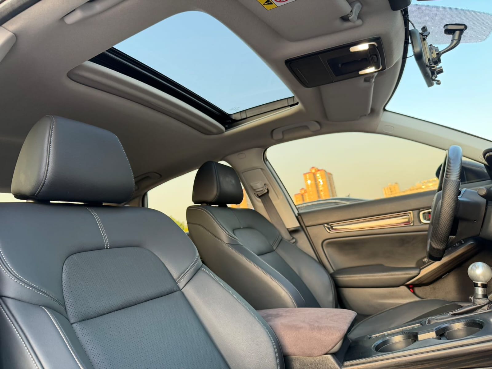 Honda Civic 180TURBO Premium Edition