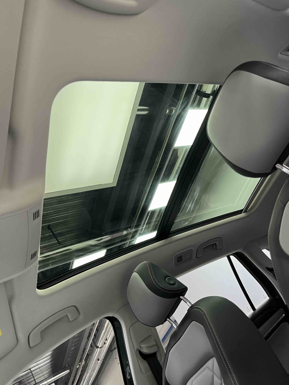 Volkswagen Tayron 280TSI Deluxe Plus Premium Edition