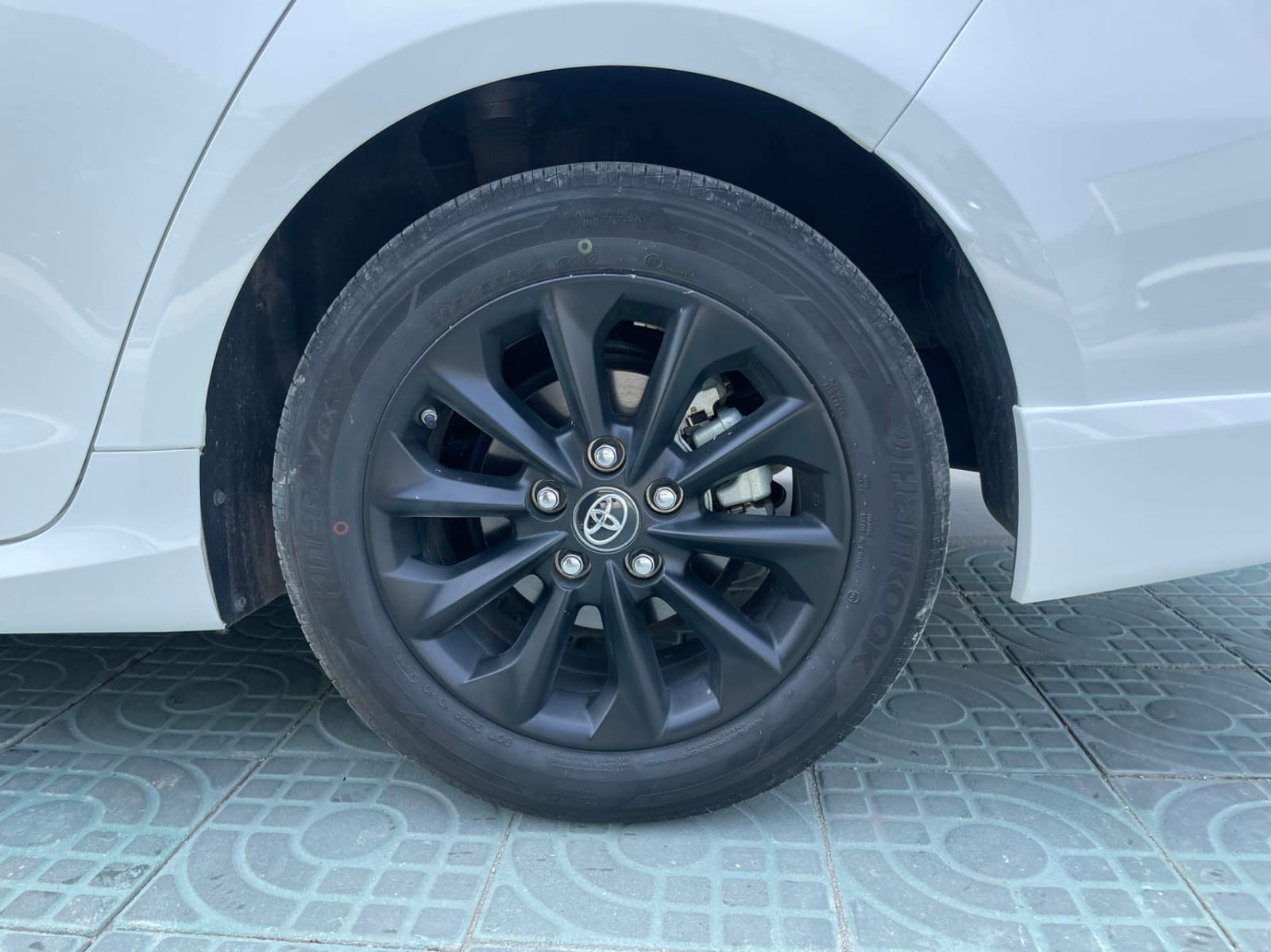 Toyota Corolla TNGA 1.5L CVT GR SPORT