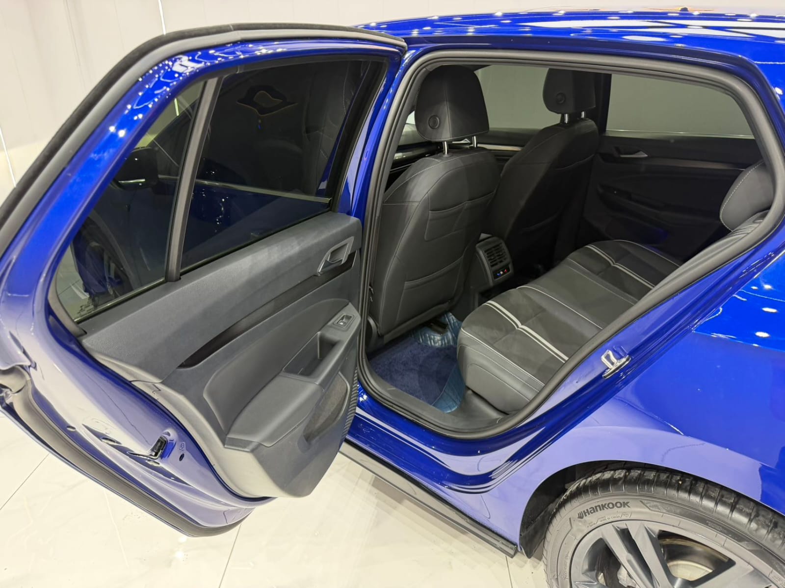 Volkswagen Golf 280TSI DSG R-Line