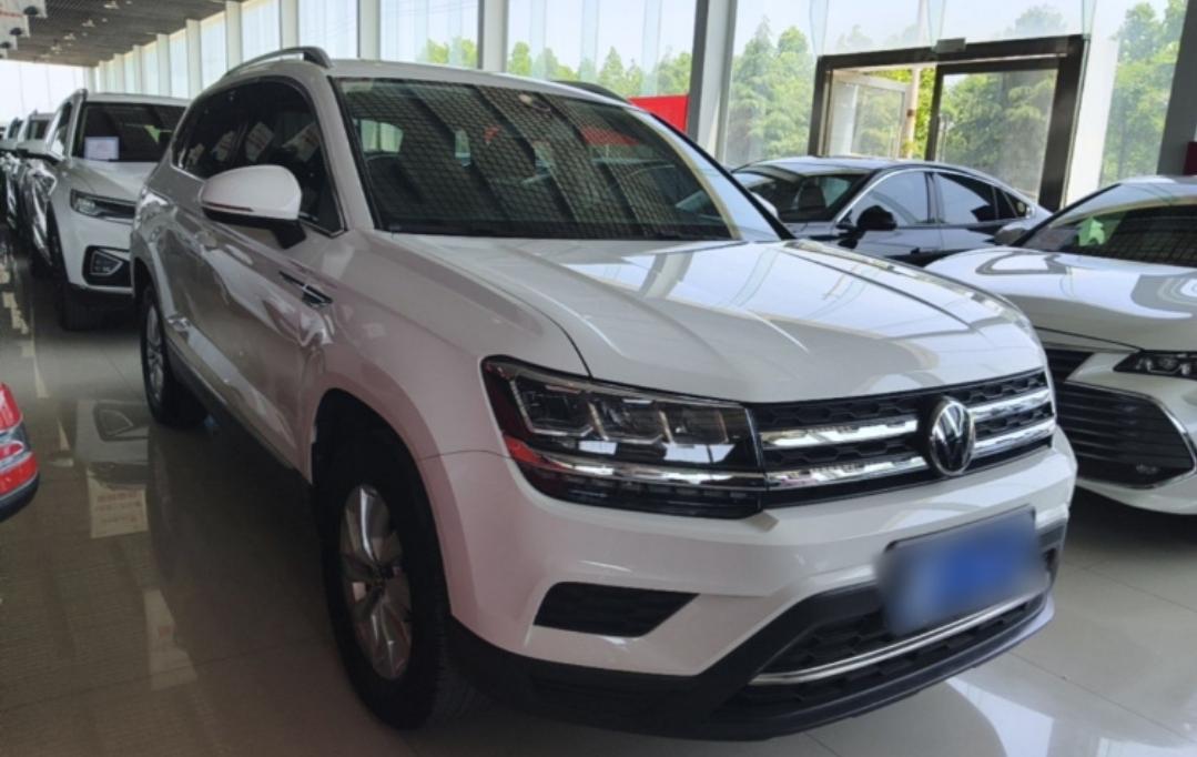 Volkswagen Tharu 280TSI Fashion Edition