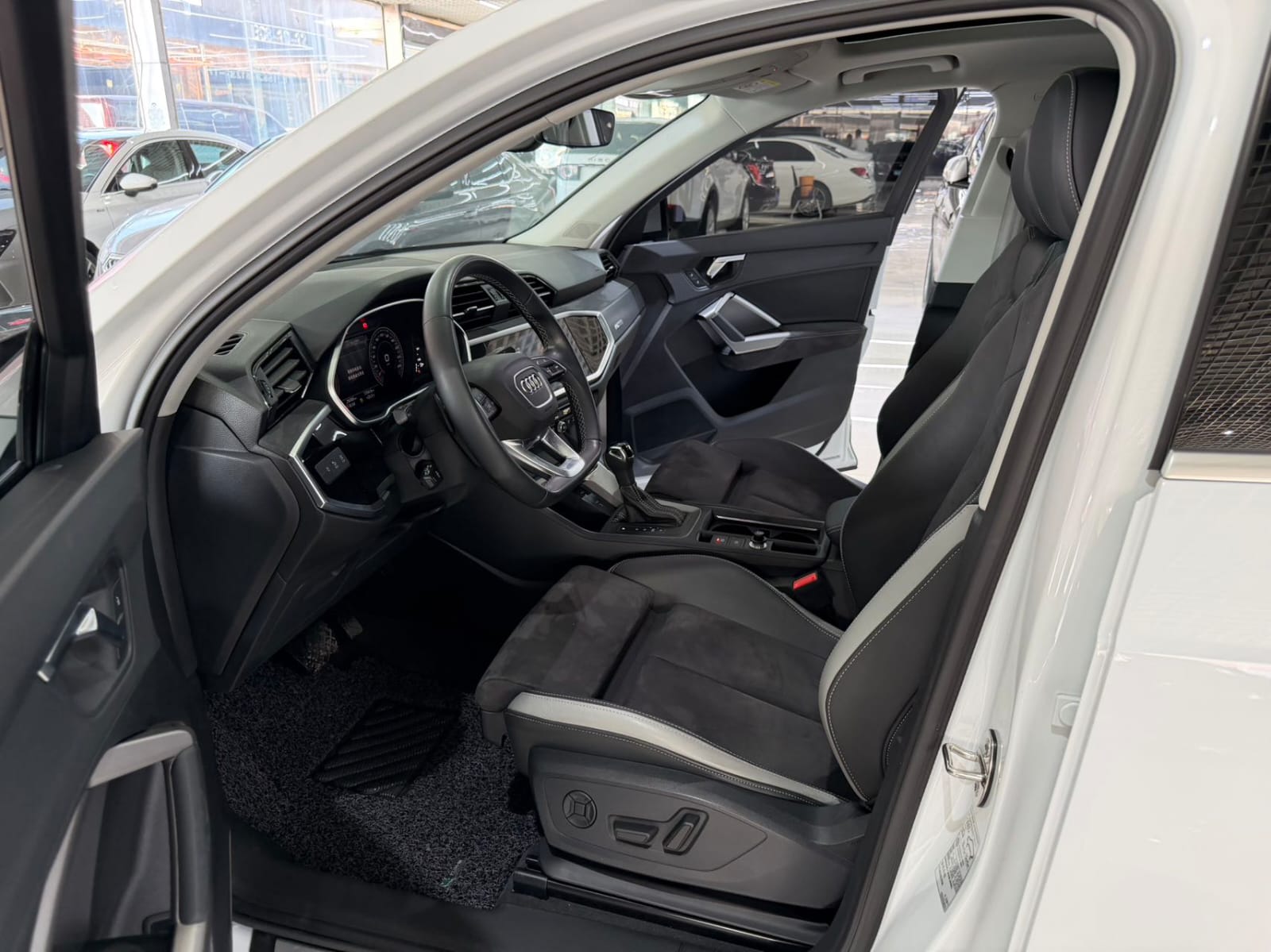 Audi Q3 35 TFSI Sport