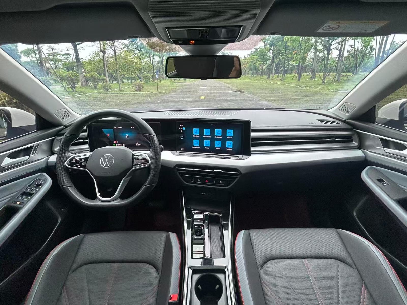 Volkswagen Lamando L 280TSI Cool Hot Edition