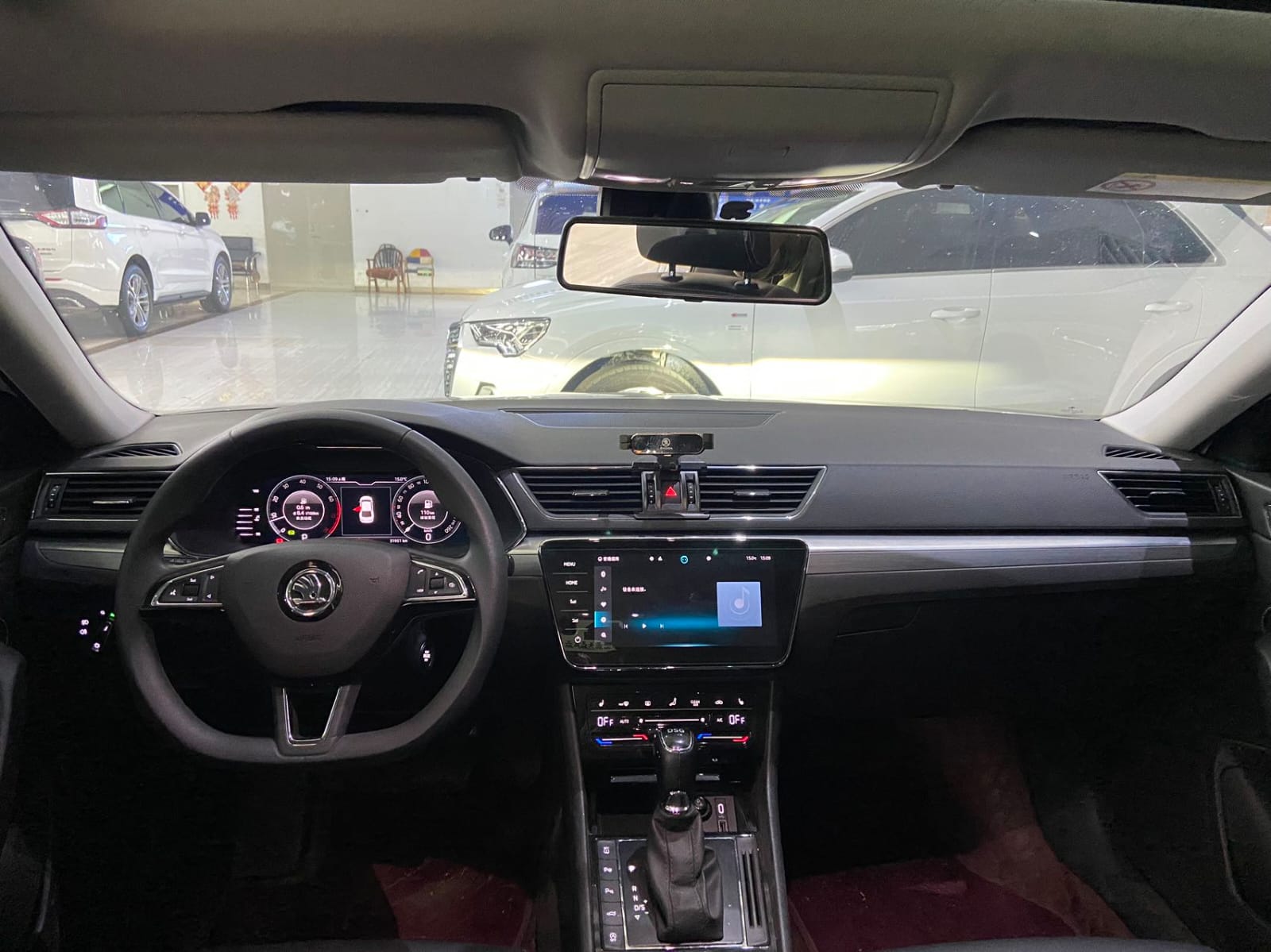 Skoda Superb TSI280 DSG Premium Edition