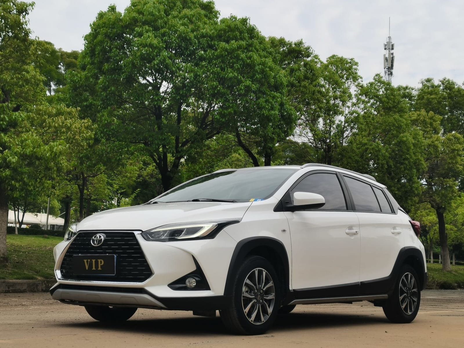 Toyota Yaris L Glamour X 1.5L CVT Deluxe PLUS Edition