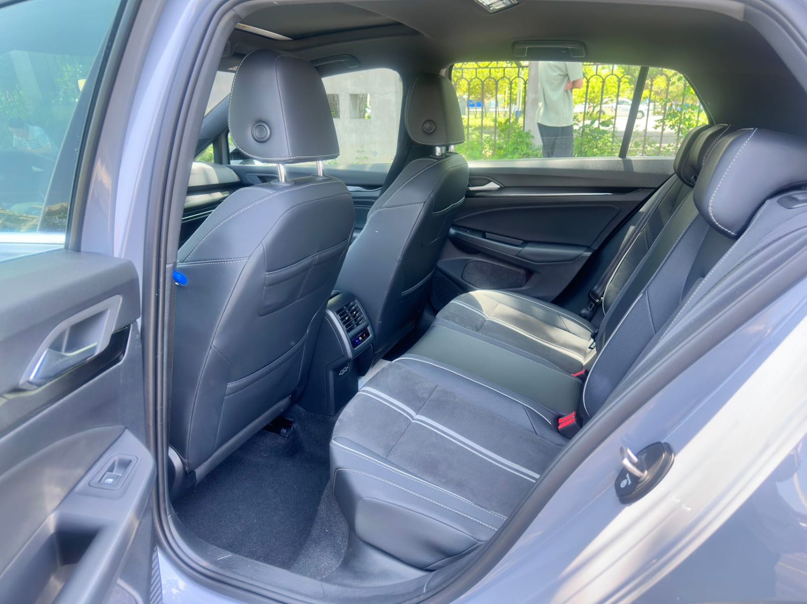 Volkswagen Golf 280TSI DSG R-Line Lite