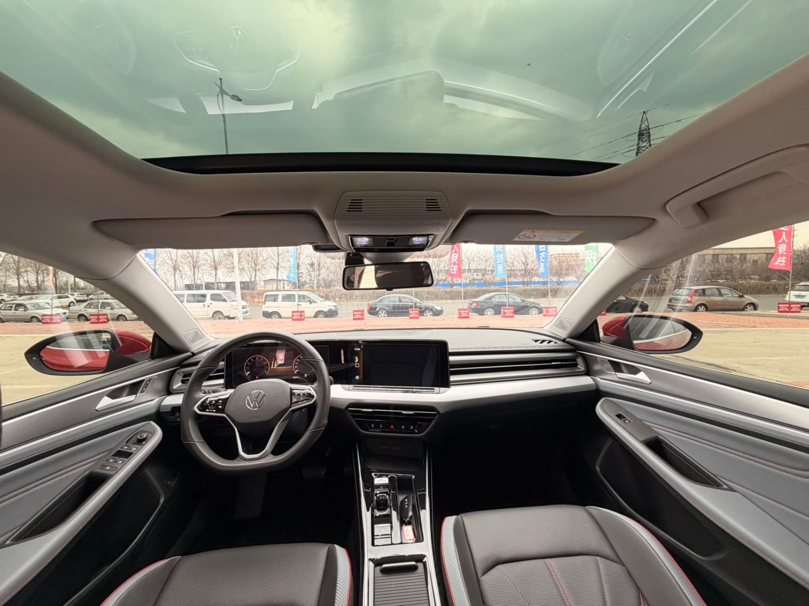 Volkswagen Lamando L 280TSI Cool Hot Edition