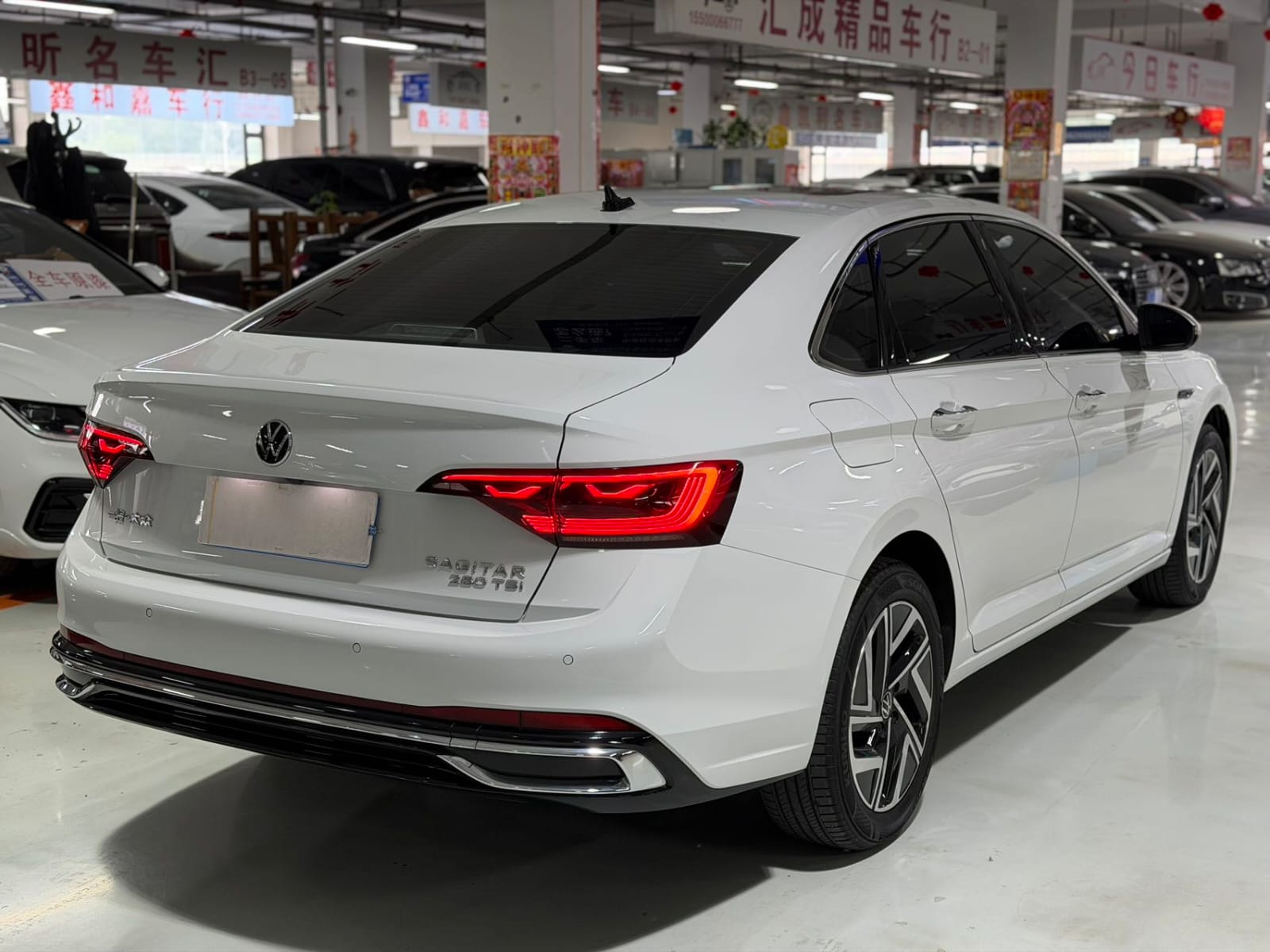 Volkswagen Sagitar 280TSI DSG Beyond Lite Edition
