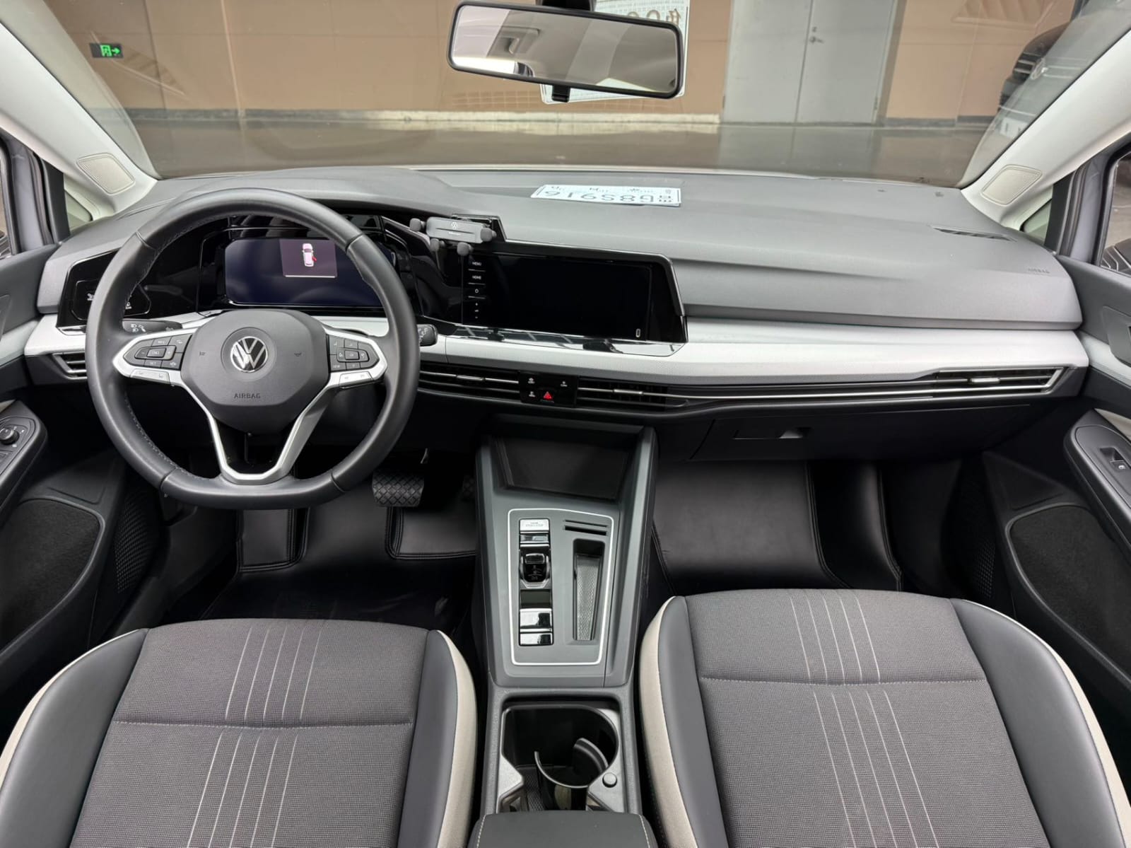 Volkswagen Golf 280TSI DSG Pro