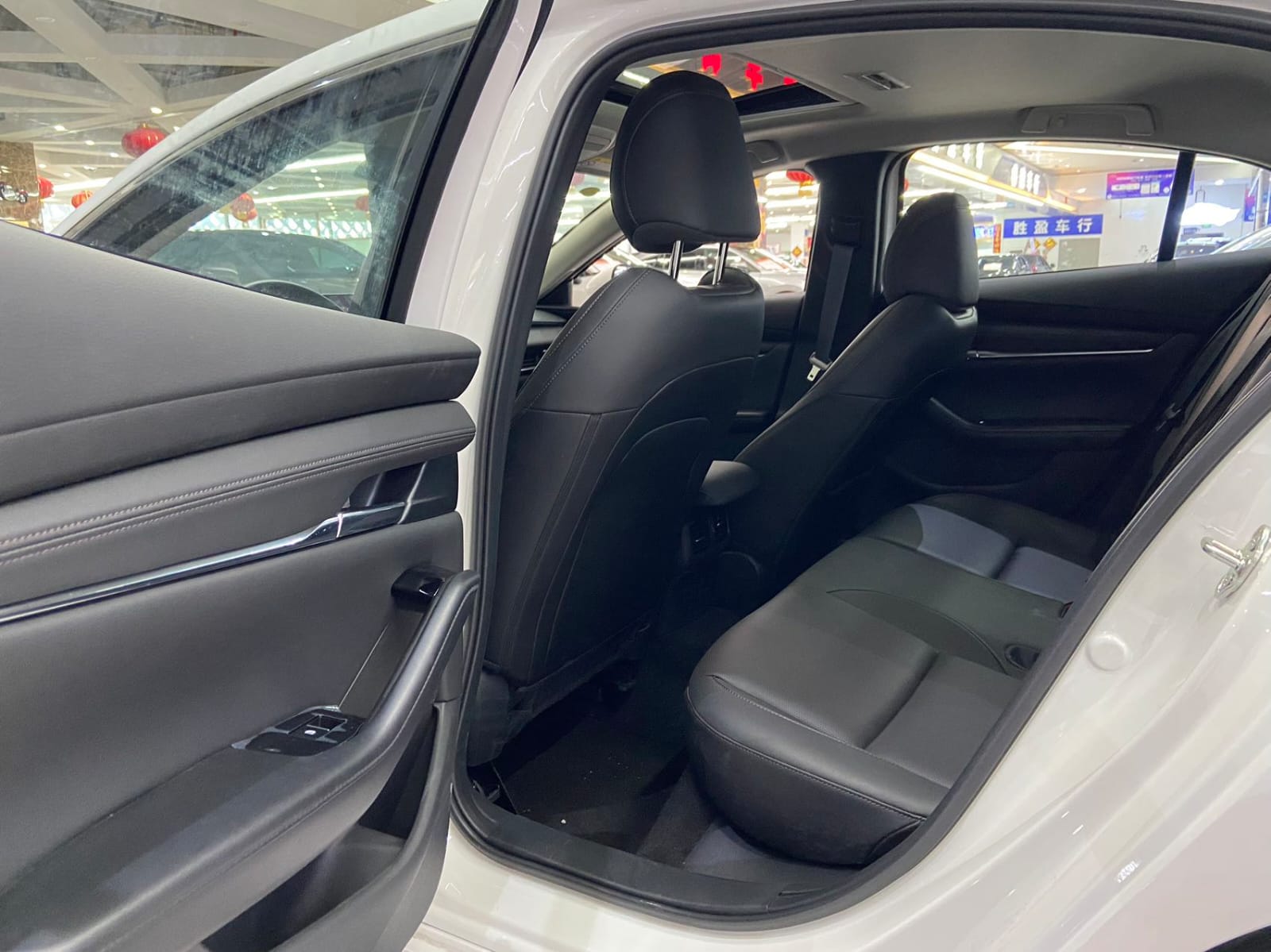 Mazda 3 Axela 2.0L Automatic Quality Smart