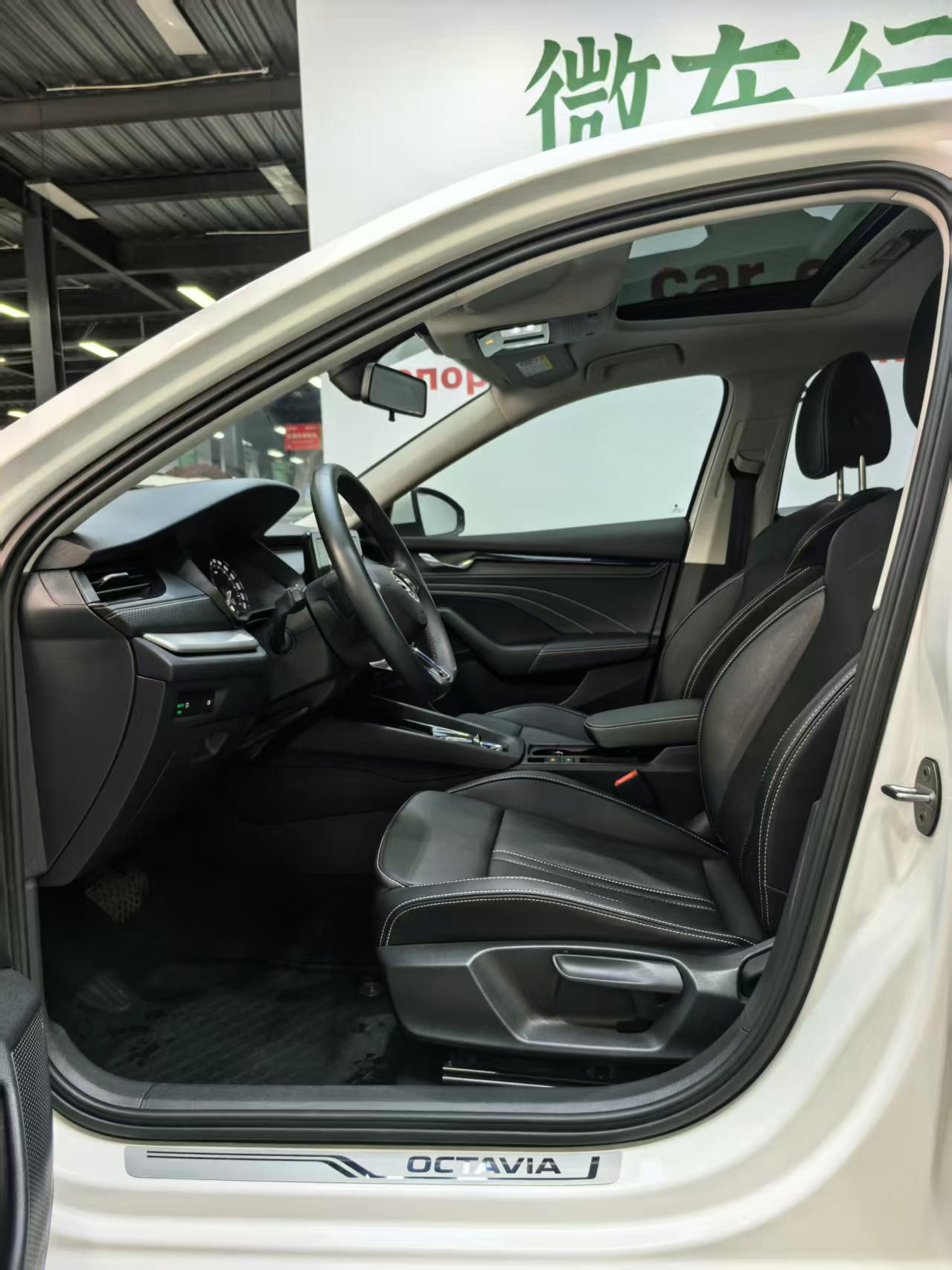 Skoda Octavia PRO 280TSI DSG Premium Edition