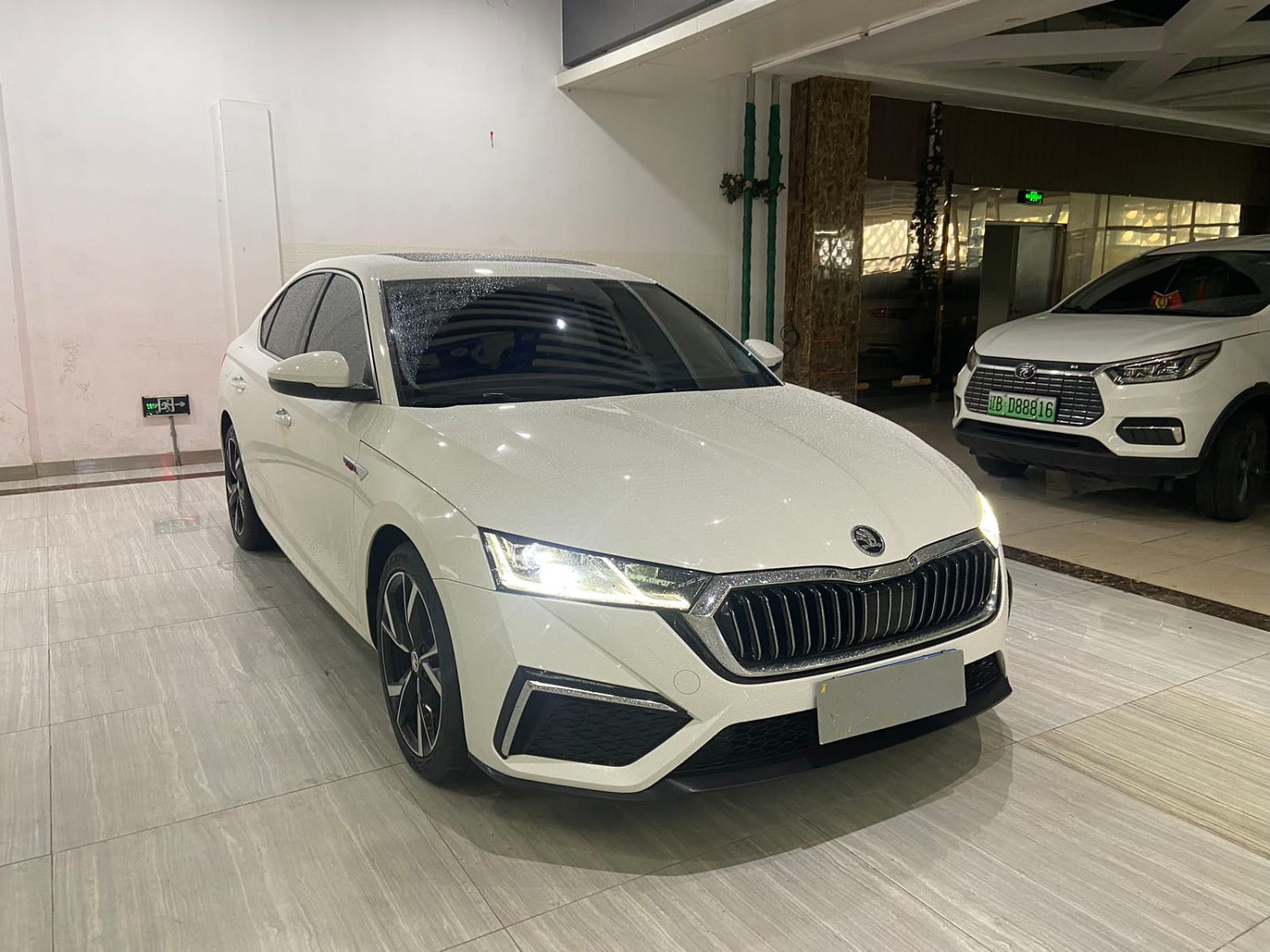 Skoda Octavia PRO 280TSI DSG Deluxe Edition