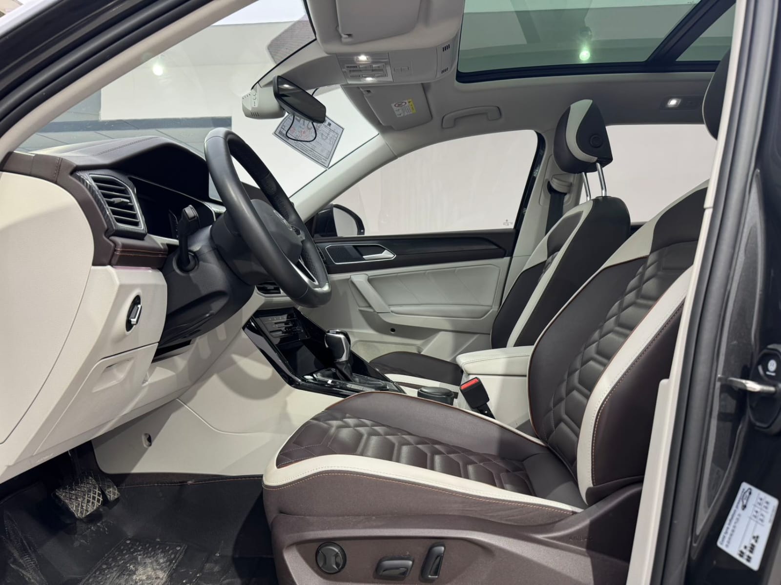 Volkswagen Tayron 280TSI Deluxe PLUS Premium Edition