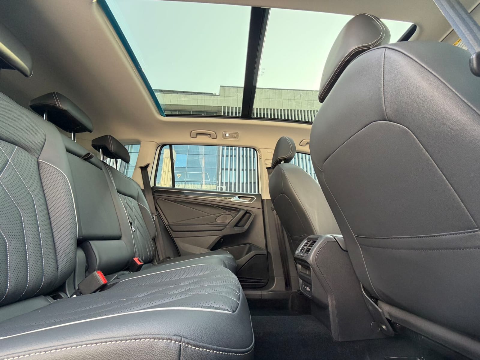 Volkswagen Tiguan L 280TSI Automatic Two-Drive Moving Creator Limited Edition