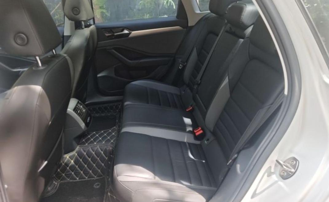 Volkswagen Sagitar 280TSI DSG Oversight Edition