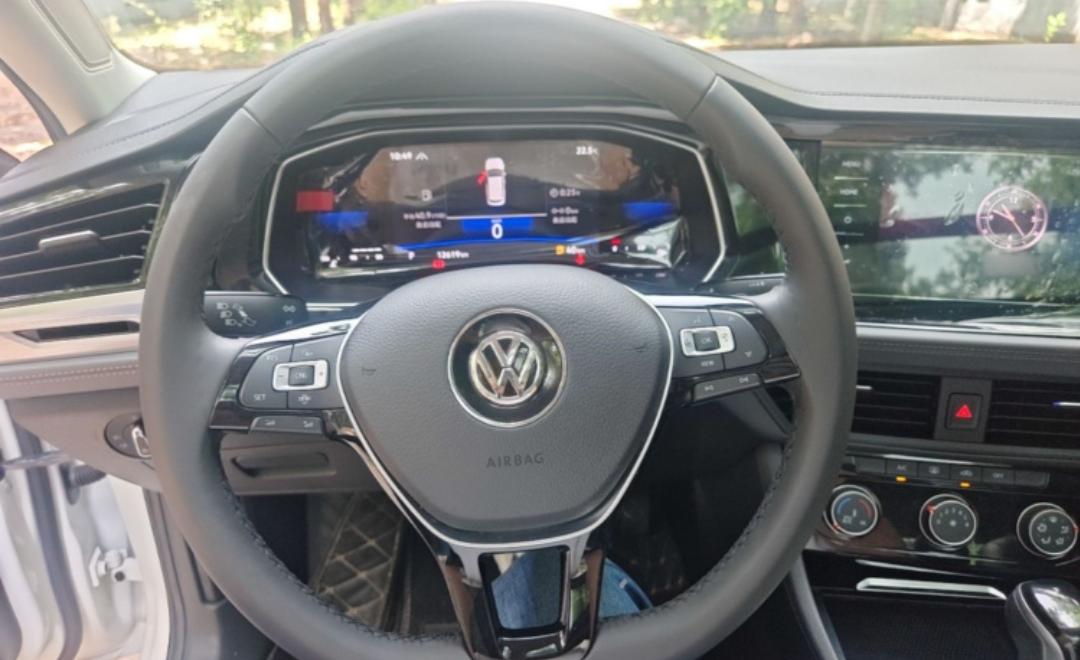 Volkswagen Sagitar 280TSI DSG Oversight Edition