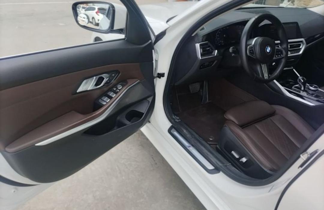 BMW 3 Series 320Li M Sport Suite