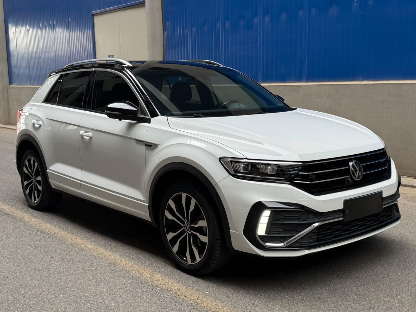 Volkswagen T-ROC R-Line Pro Plus