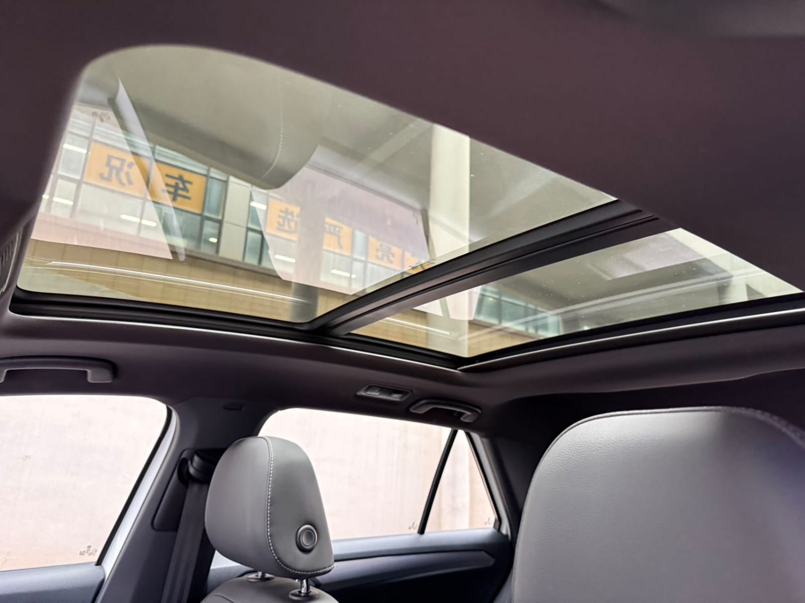 Volkswagen T-ROC R-Line Pro Plus