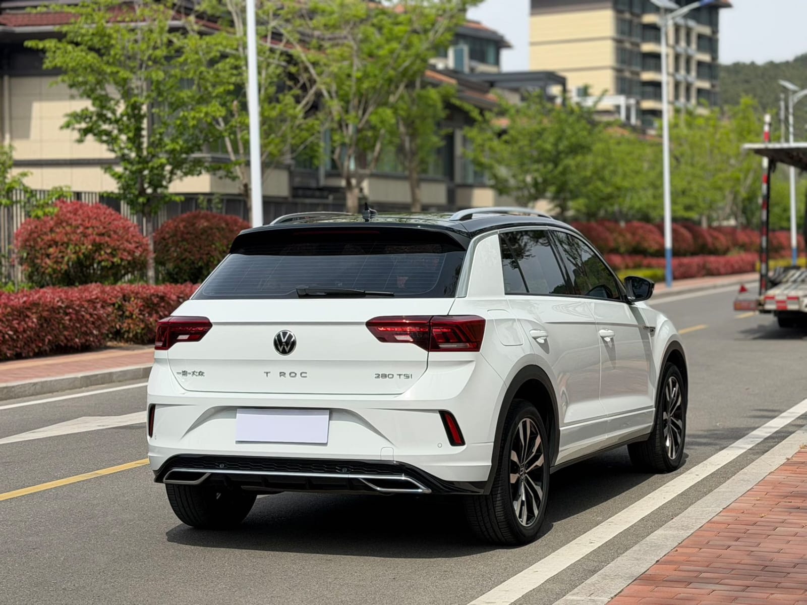 Volkswagen T-ROC Tango 280TSI DSG R-Line Pro PLUS