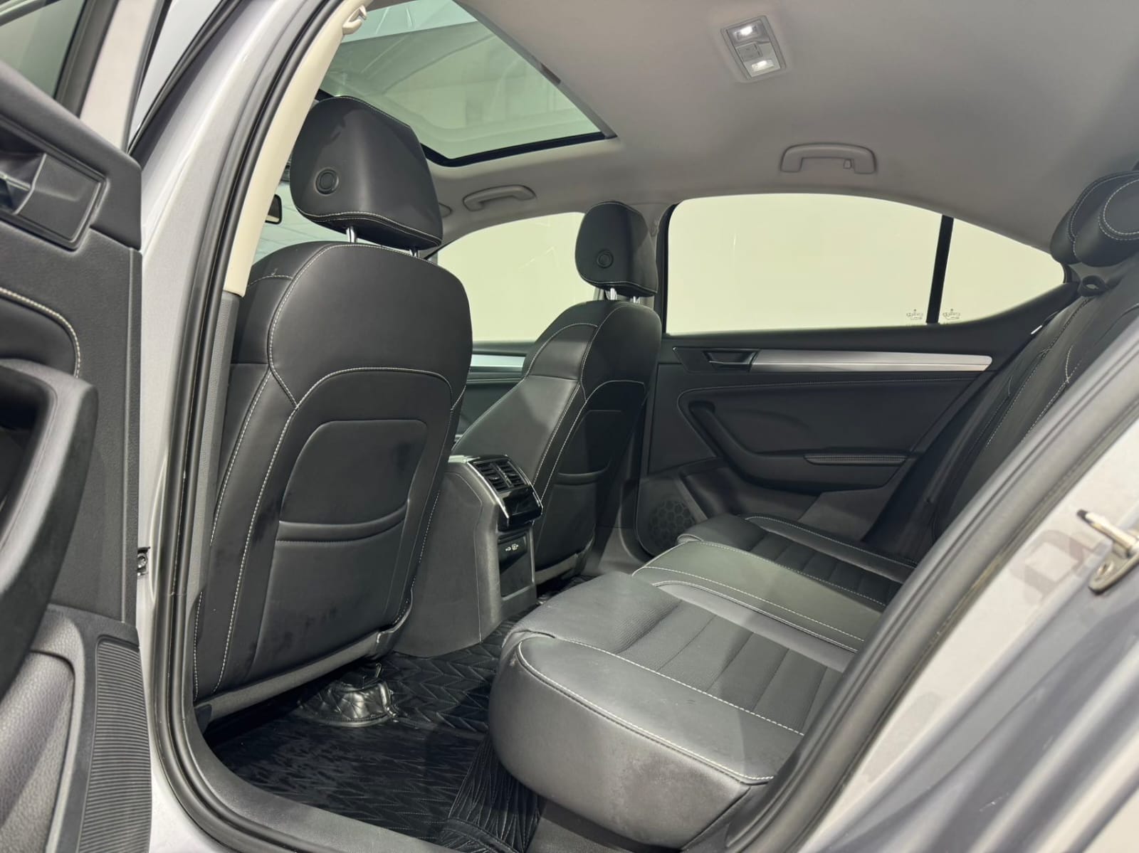 Skoda Superb TSI280 DSG Premium Edition