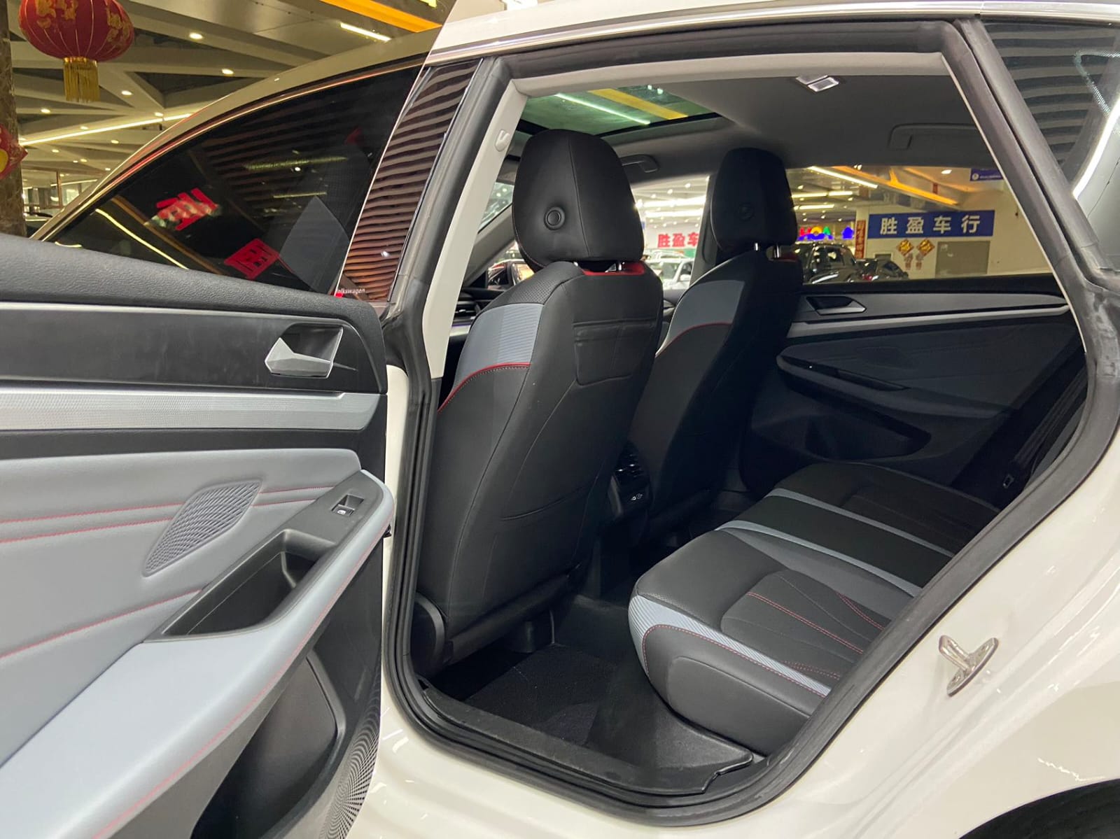 Volkswagen Lamando L 280TSI DSG