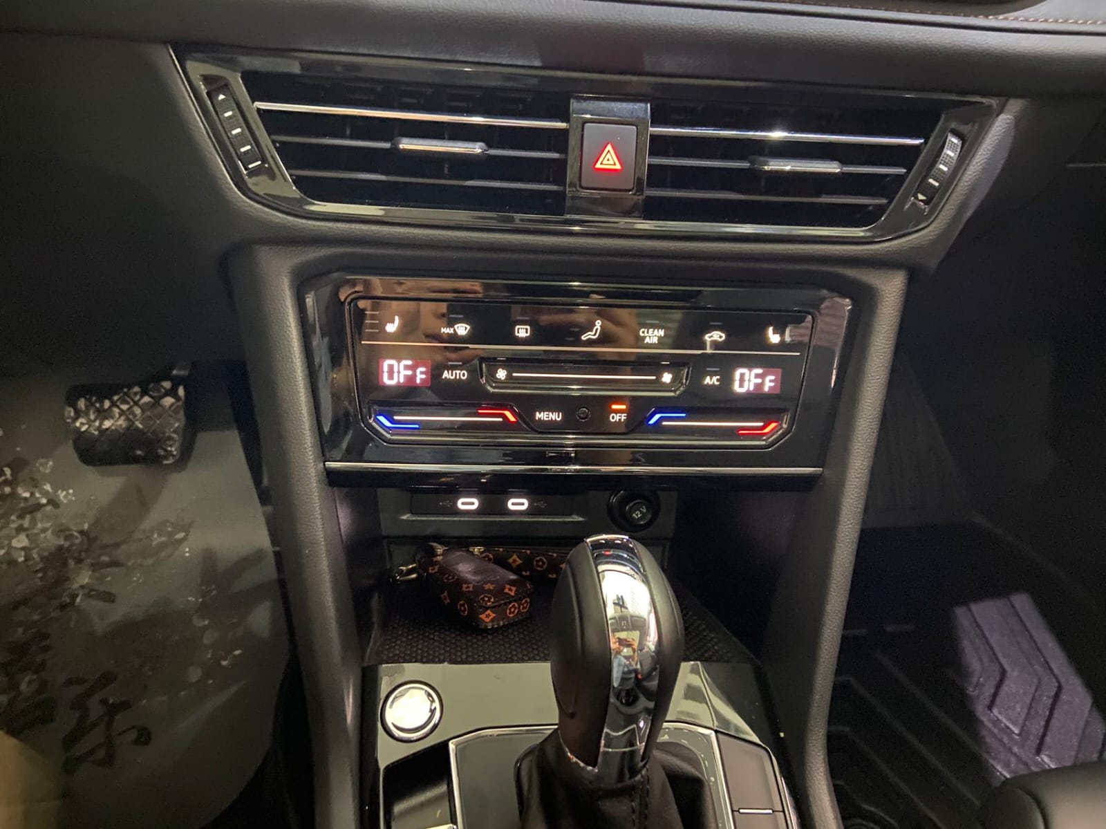 Volkswagen Tharu 280TSI Deluxe Edition