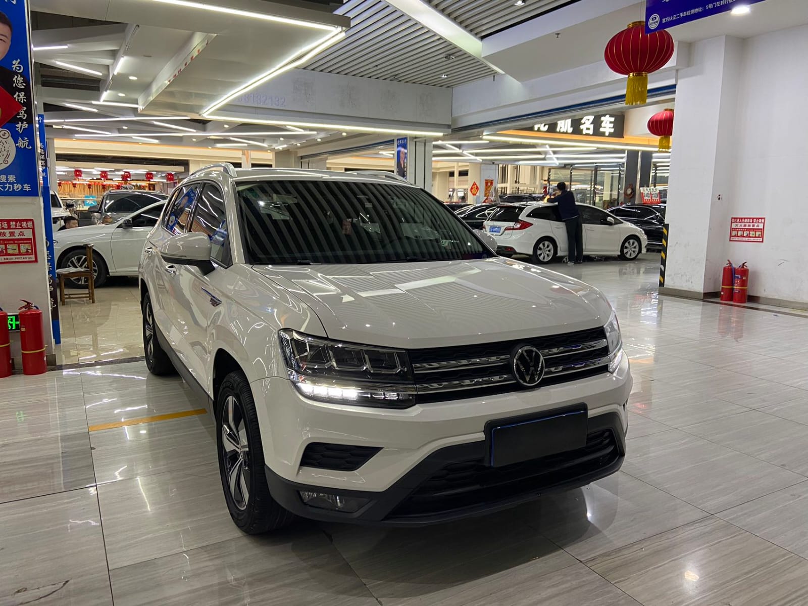 Volkswagen Tharu 1.4T 280TSI Comfort Edition