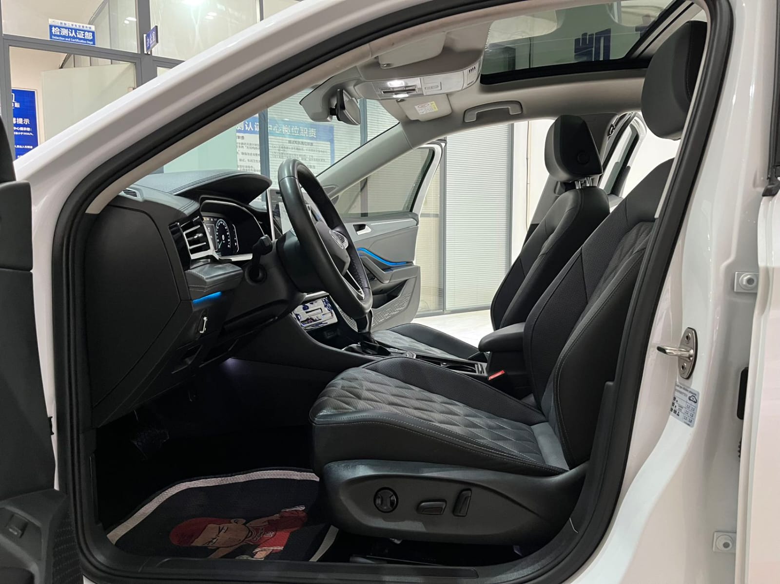 Volkswagen Sagitar 280TSI DSG Excellence Plus