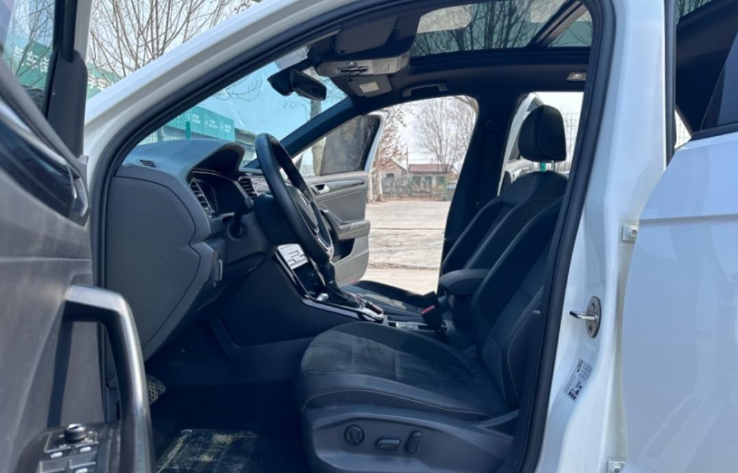 Volkswagen T-ROC Tango 280TSI DSG
