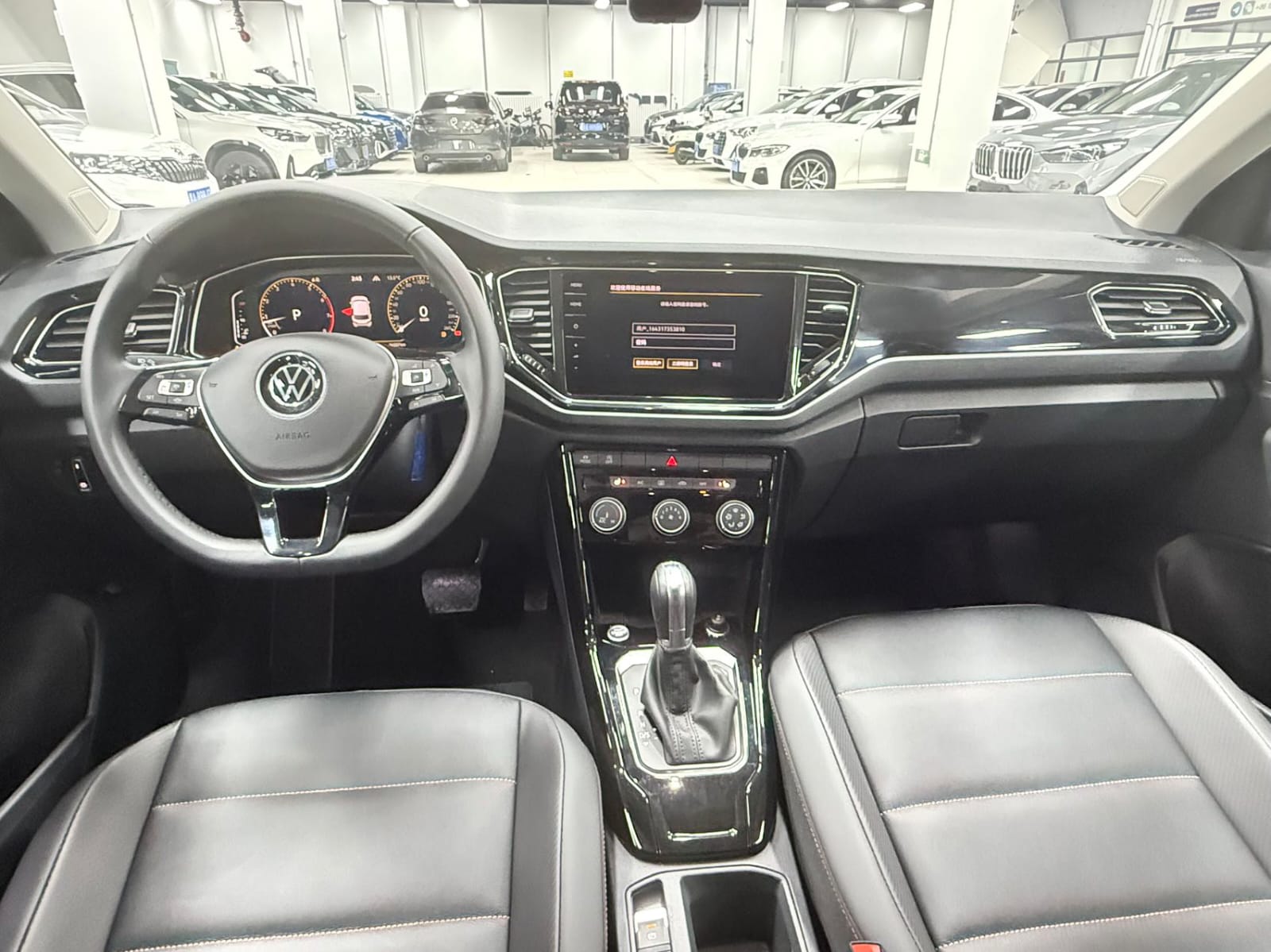 Volkswagen T-ROC Tango 280TSI DSG Comfort Intelligent Union (30th Anniversary) Edition