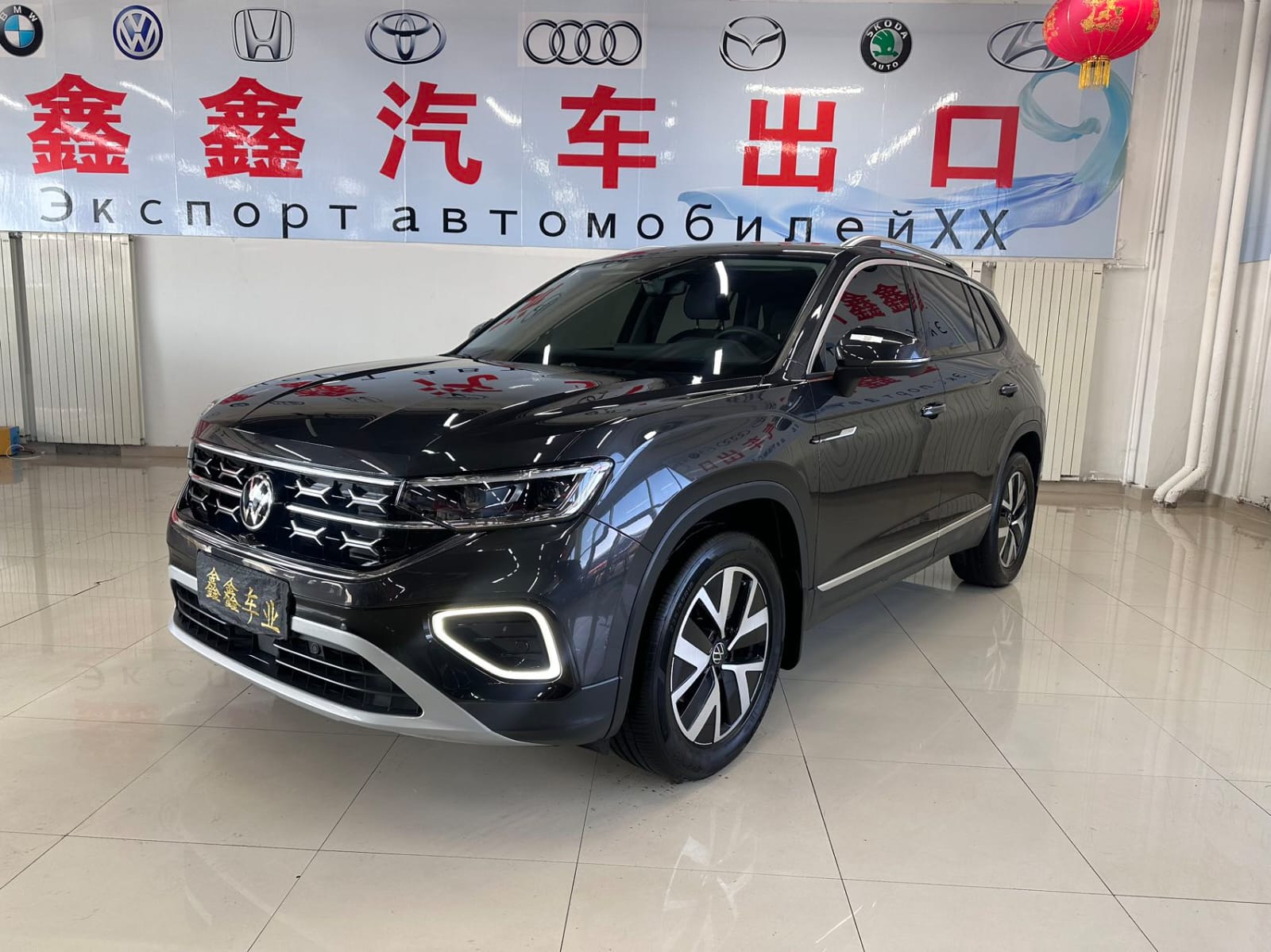 Volkswagen Tayron 280TSI Deluxe Plus Premium Edition