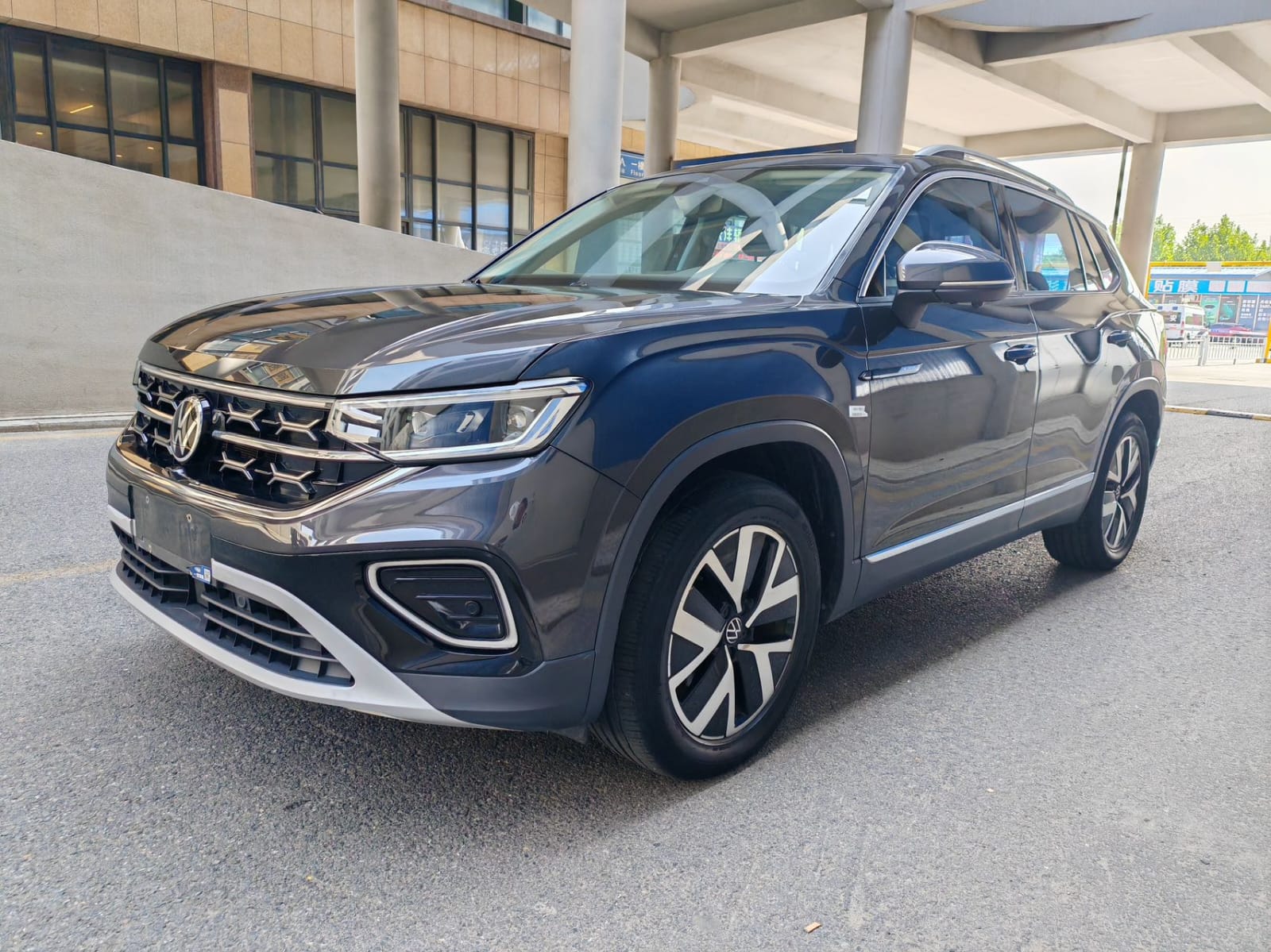 Volkswagen Tayron 280TSI Premium Edition